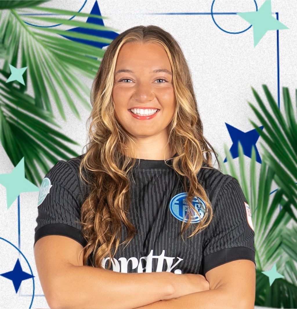 #20 Kiara Locklear